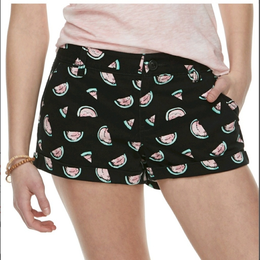 So Women Low-Rise Chino Shorts Sz 11